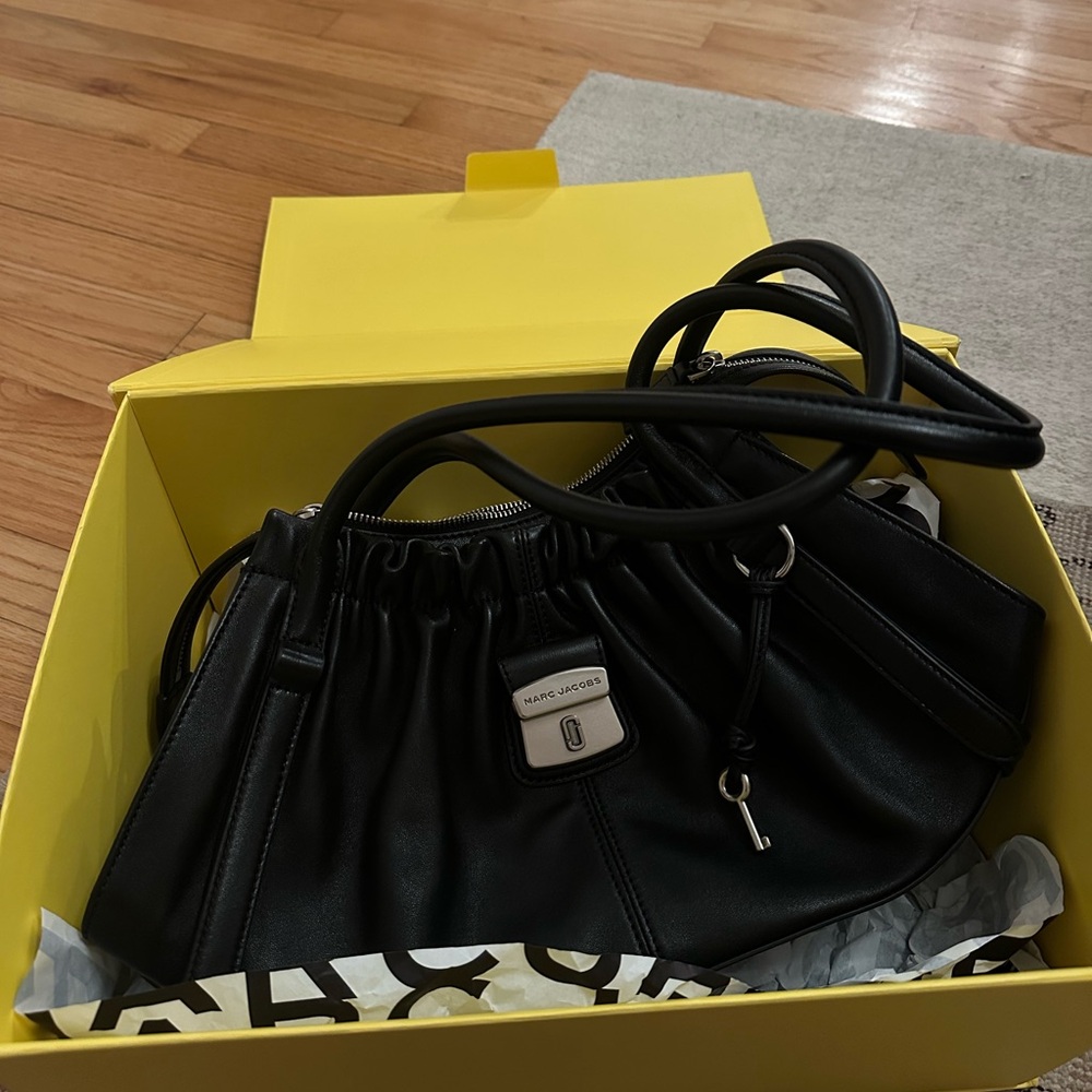 Marc Jacobs Cristina Satchel Black Women's Bag - Picture 2 of 2